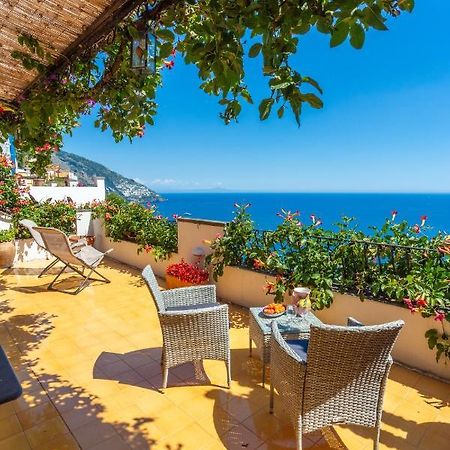 Vila Il Pettirosso In Positano Exteriér fotografie