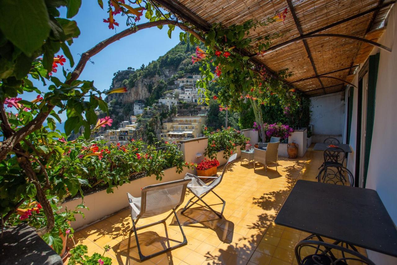 Vila Il Pettirosso In Positano Exteriér fotografie