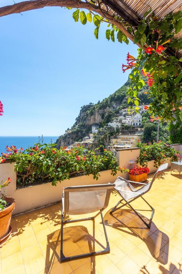 Vila Il Pettirosso In Positano Exteriér fotografie