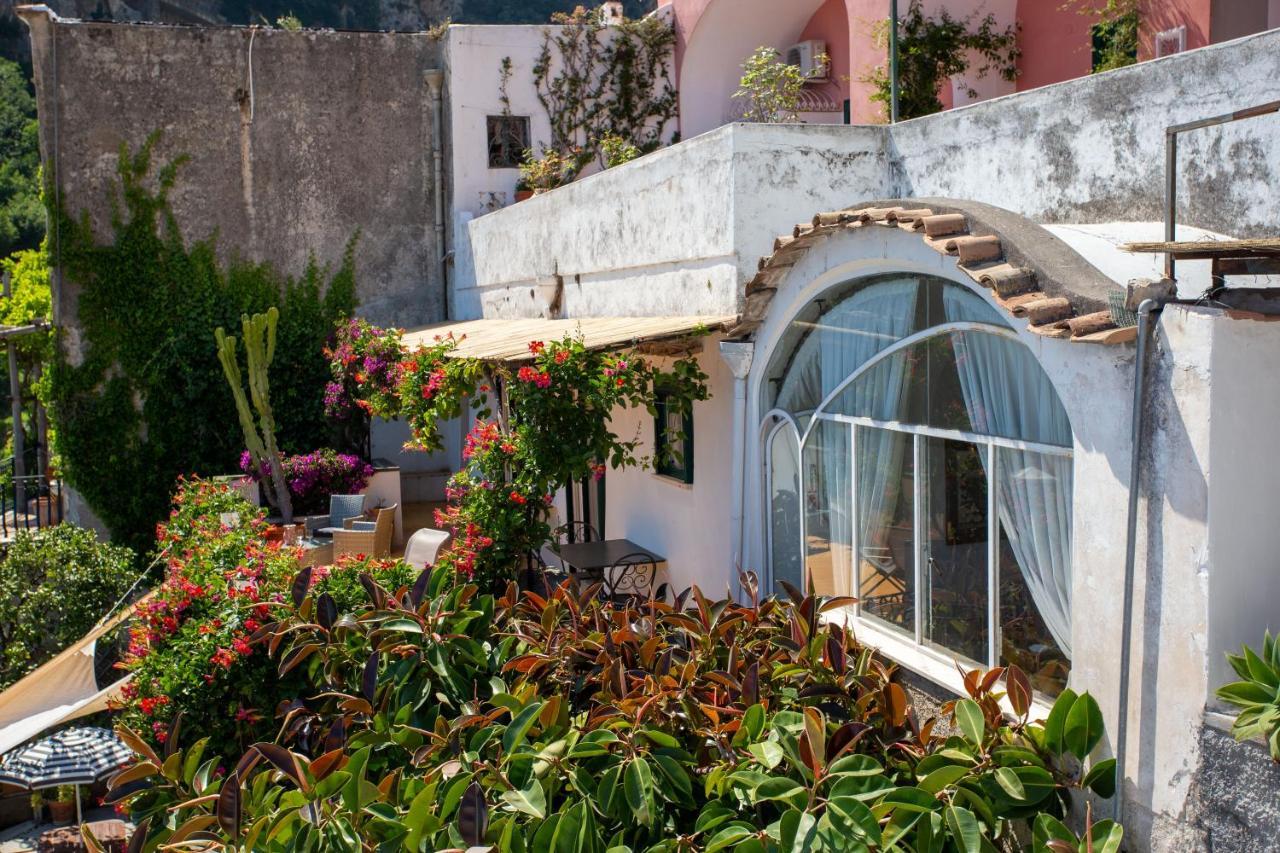 Vila Il Pettirosso In Positano Exteriér fotografie