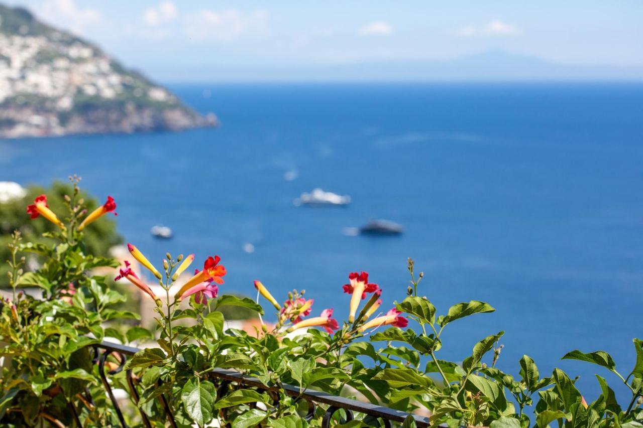 Vila Il Pettirosso In Positano Exteriér fotografie